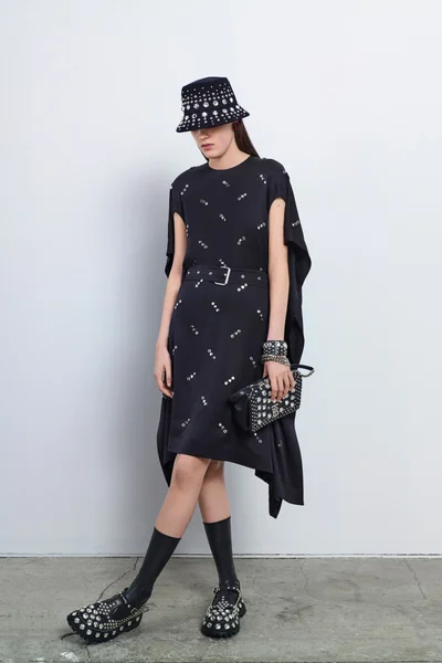 Look 15